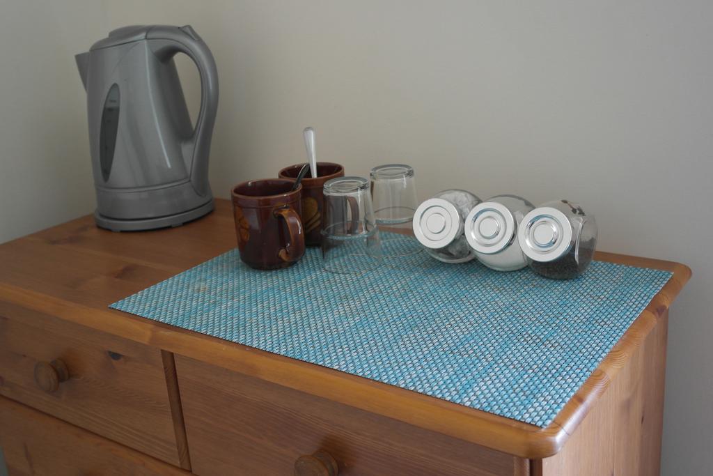 Hikers And Bikers Bed and Breakfast Hadfield Kamer foto