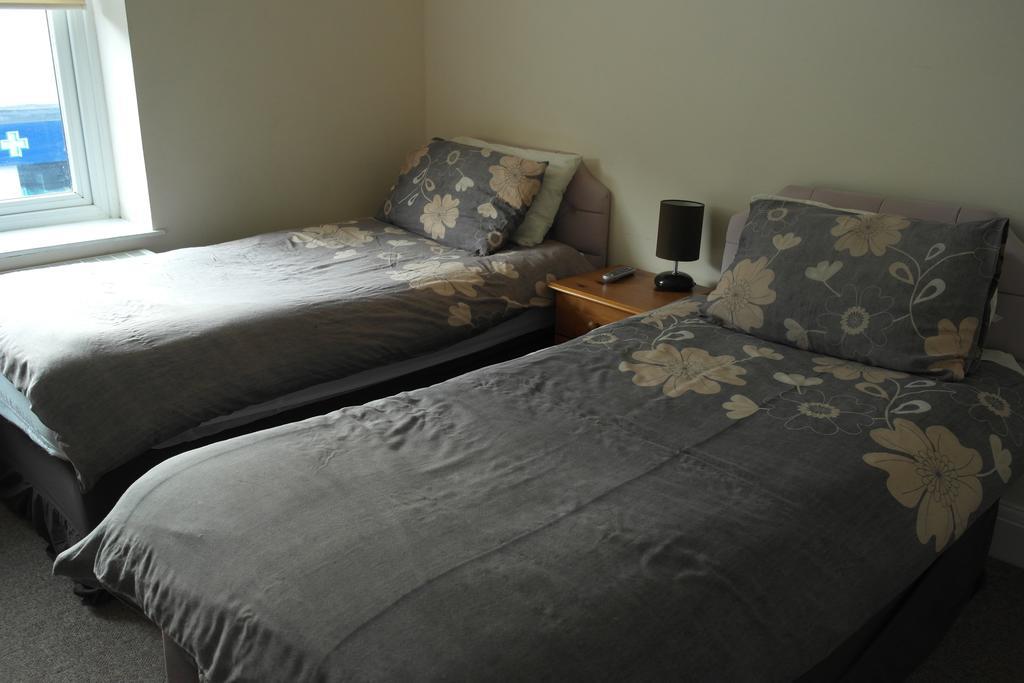 Hikers And Bikers Bed and Breakfast Hadfield Kamer foto